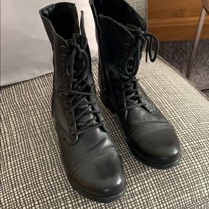 Steve Madden boots